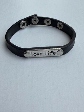 Love Life Black Leather Snap Bracelet